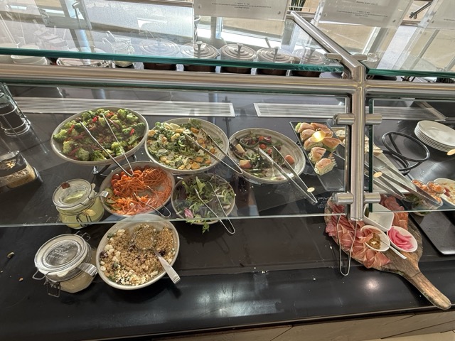 british-airways-ba-lounge-seattle-us-us-seattle-tacoma-airport-2