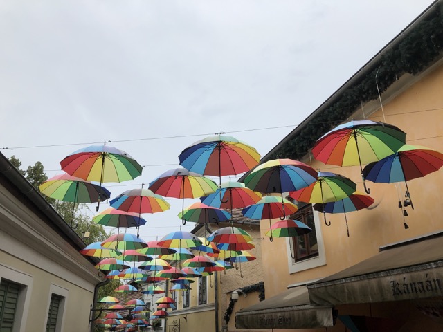 szentendre umbrellas