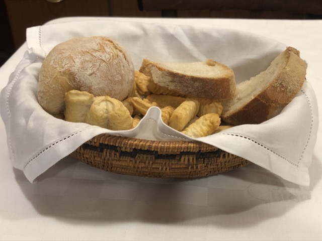 trattoria milanese bread