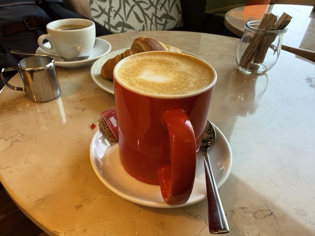 food-monaco-cafe-marienplatz-view-2