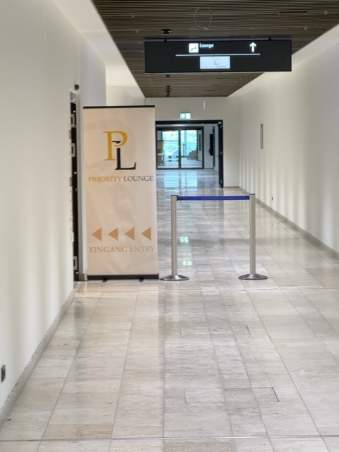 frankfurt-germany-terminal-3-priority-lounge-2