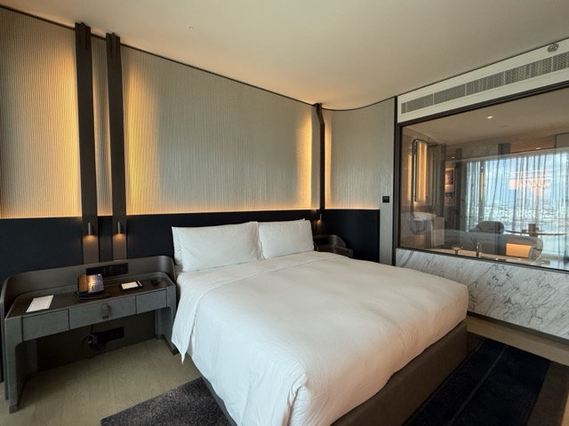 hotel-hilton-saigon-vietnam-5