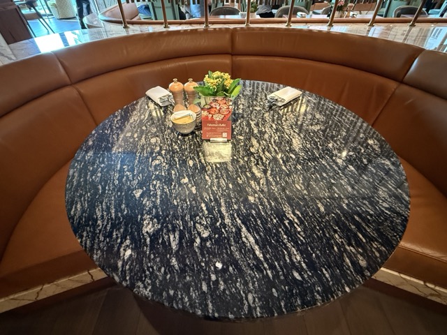 hotel-hilton-saigon-vietnam-8