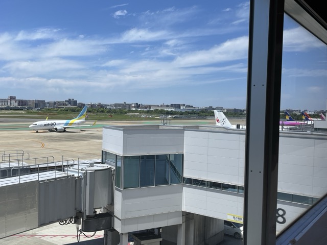 jl-japan-airlines-fukuoka-domestic-sakura-lounge-2