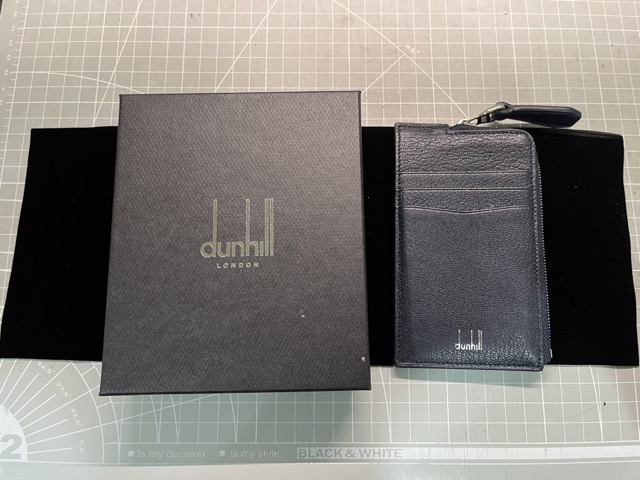 dunhill-duke-fine-leather-zip-card-case-box
